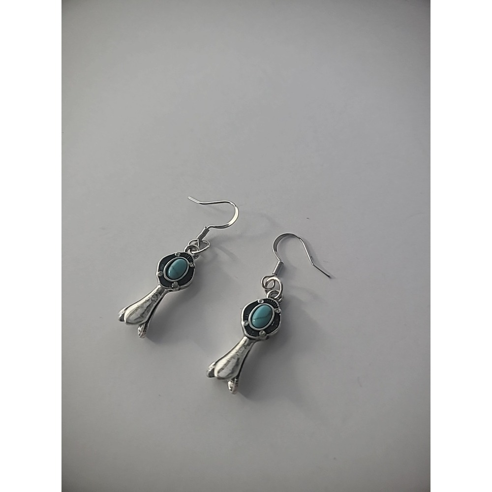 New Handmade Earrings Pierced Hook Drop Dangle Silver Tone Blue Stone Jewelry